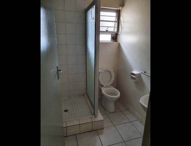 2 BEDROOM SECTIONAL TITLE FOR SALE IN MEER EN SEE